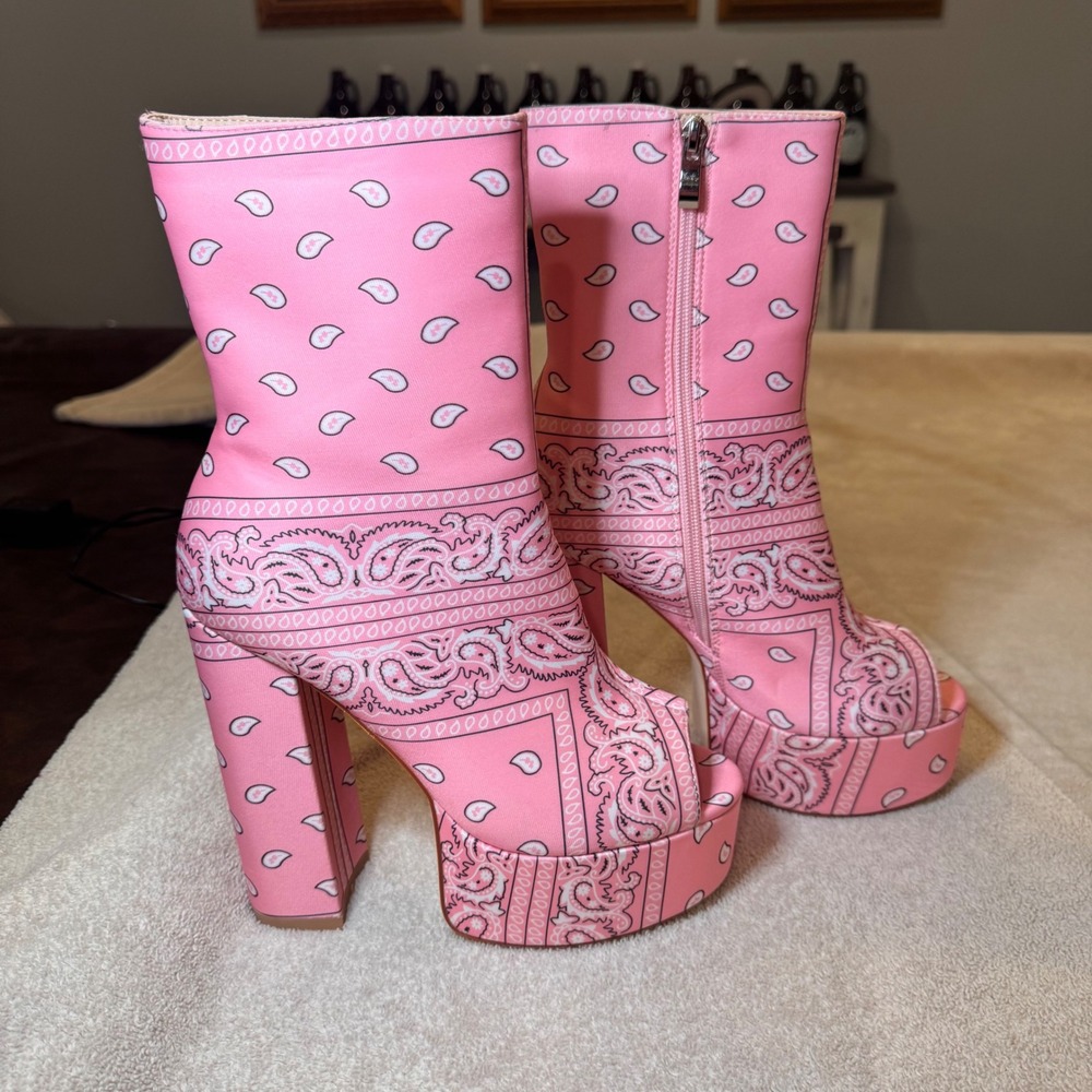 Azalea Wang Pink Bandana Paisley Peep Toe Platform Block Heel Boots Sz 8.5 - Picture 3 of 8
